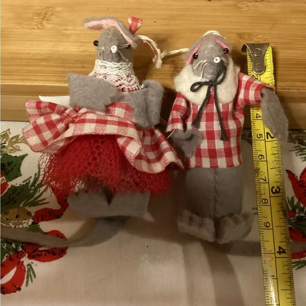 Charming Little Mouse Ornaments Plush Figurine Set